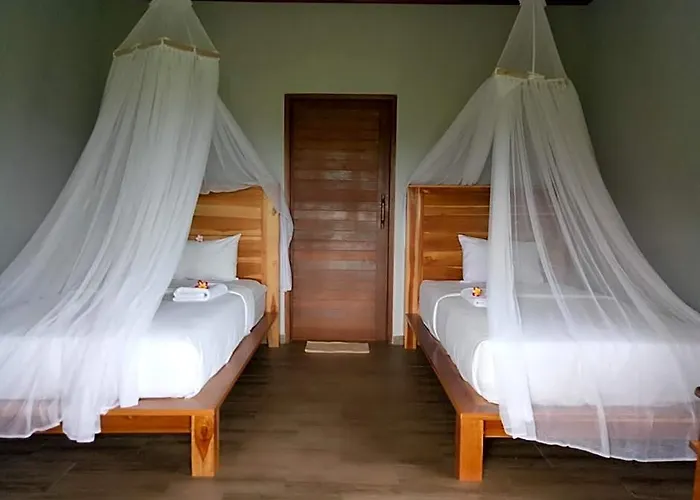 Emir Surfcamp Airsatang